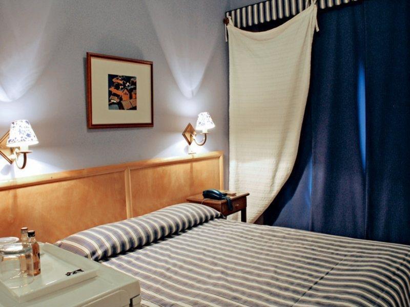 Hotel Bristol 亚松森 外观 照片