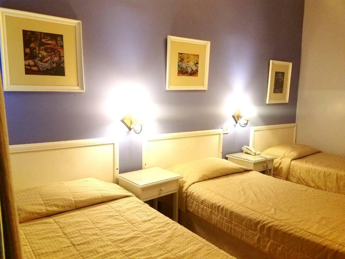 Hotel Bristol 亚松森 外观 照片