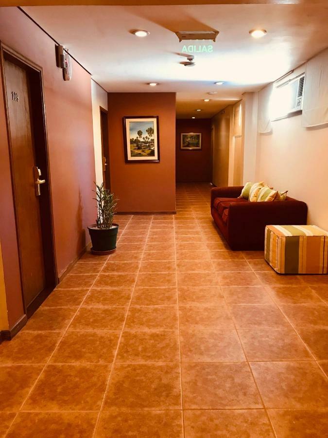 Hotel Bristol 亚松森 外观 照片